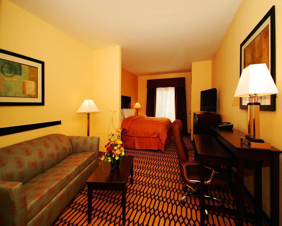 คอมฟอร์ต สวีท Hotel ซิมป์สันวิลล์ ภายนอก รูปภาพ